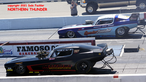 Matt Bynum - AA/FC - #707 - 'Cecil Matthews Motorsports' 
(near lane) vs Geoff Monise - AA/FC - #7787 - 'Quarter Pounder' (far lane)